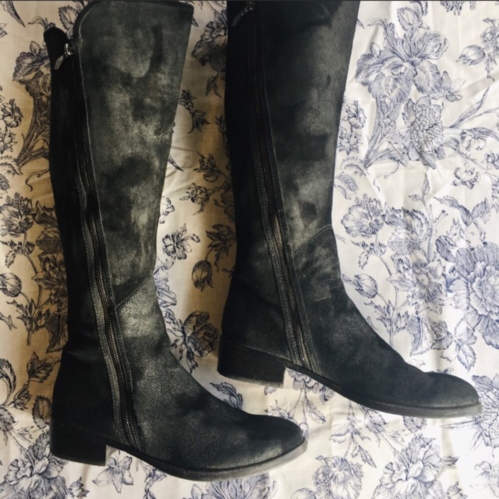 Donald J Pliner 8.5 Boot